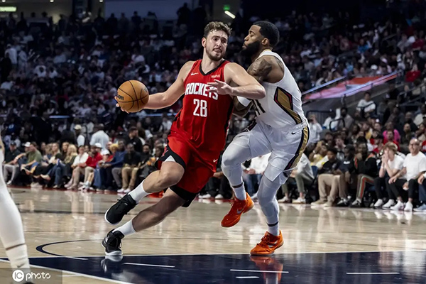 NBA季前赛综述:火箭<a href=/lanqiumianfei/spurs/ target=_blank class=infotextkey>马刺</a><a href=/lanqiumianfei/magic/ target=_blank class=infotextkey>魔术</a>领跑 新趋势与球队百态